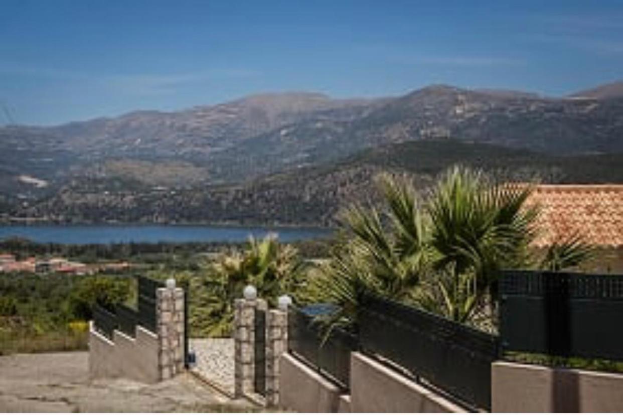 فيلا Peaceful House With An Awesome View Khelmáta المظهر الخارجي الصورة